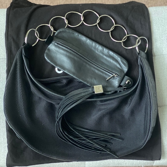 SOLD π Chanel Vintage Mesh and Leather Tassel Bag - Picture 5 of 13